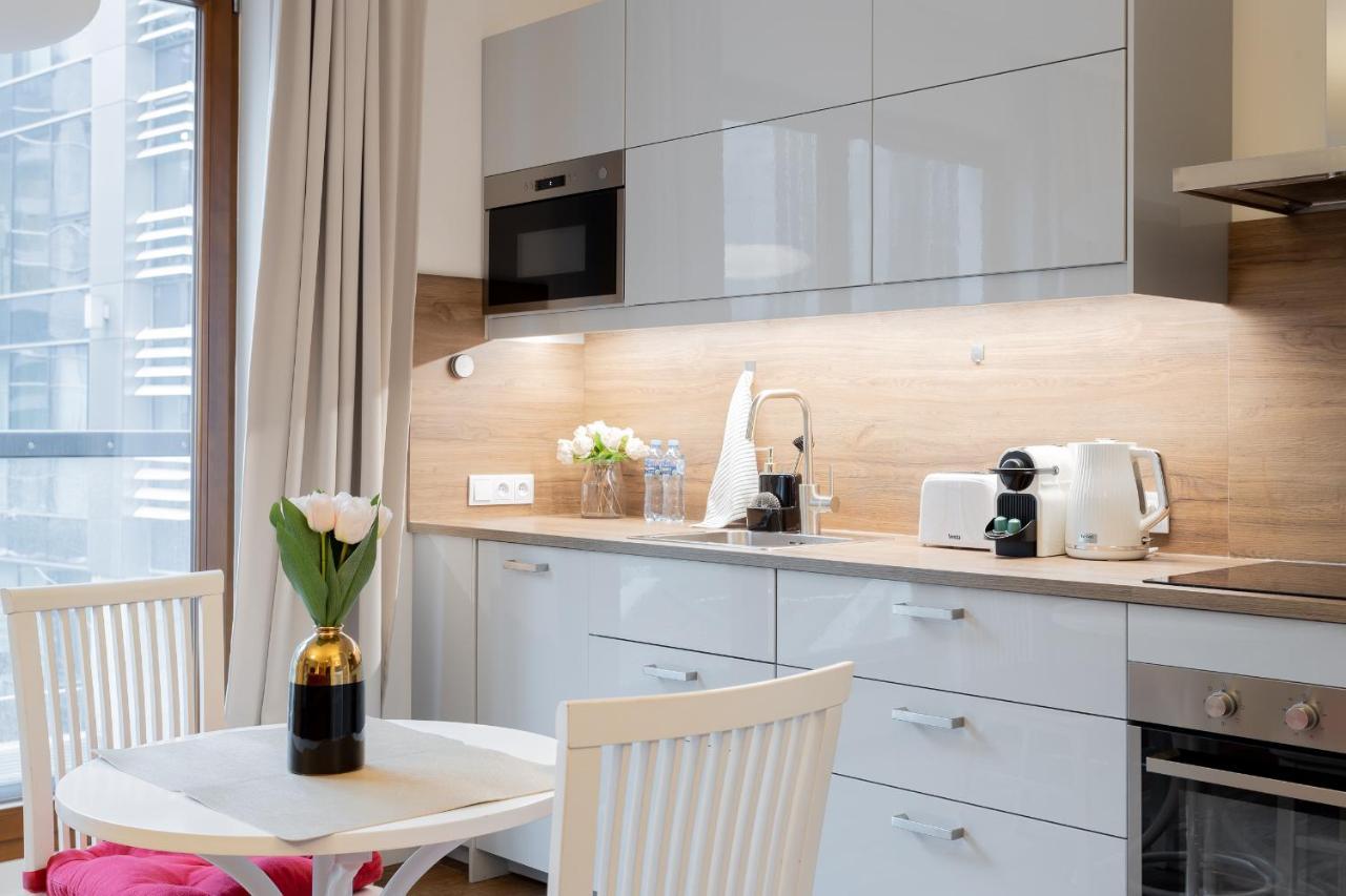 Golden Apartments Warsaw - Big Apartment In Luxury Building Near Metro Station-Grzybowska 85-5 Extérieur photo